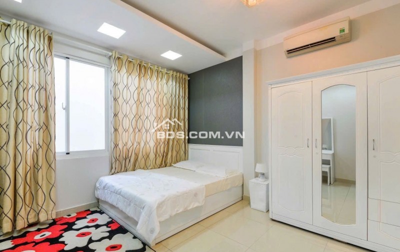 Bán nhà cạnh HXH Ni Sư Huỳnh Liên Ngay khu BÀU CÁT 2 P10 Tân Bình 80m2, 5Tầng. Chỉ 10.8tỷ